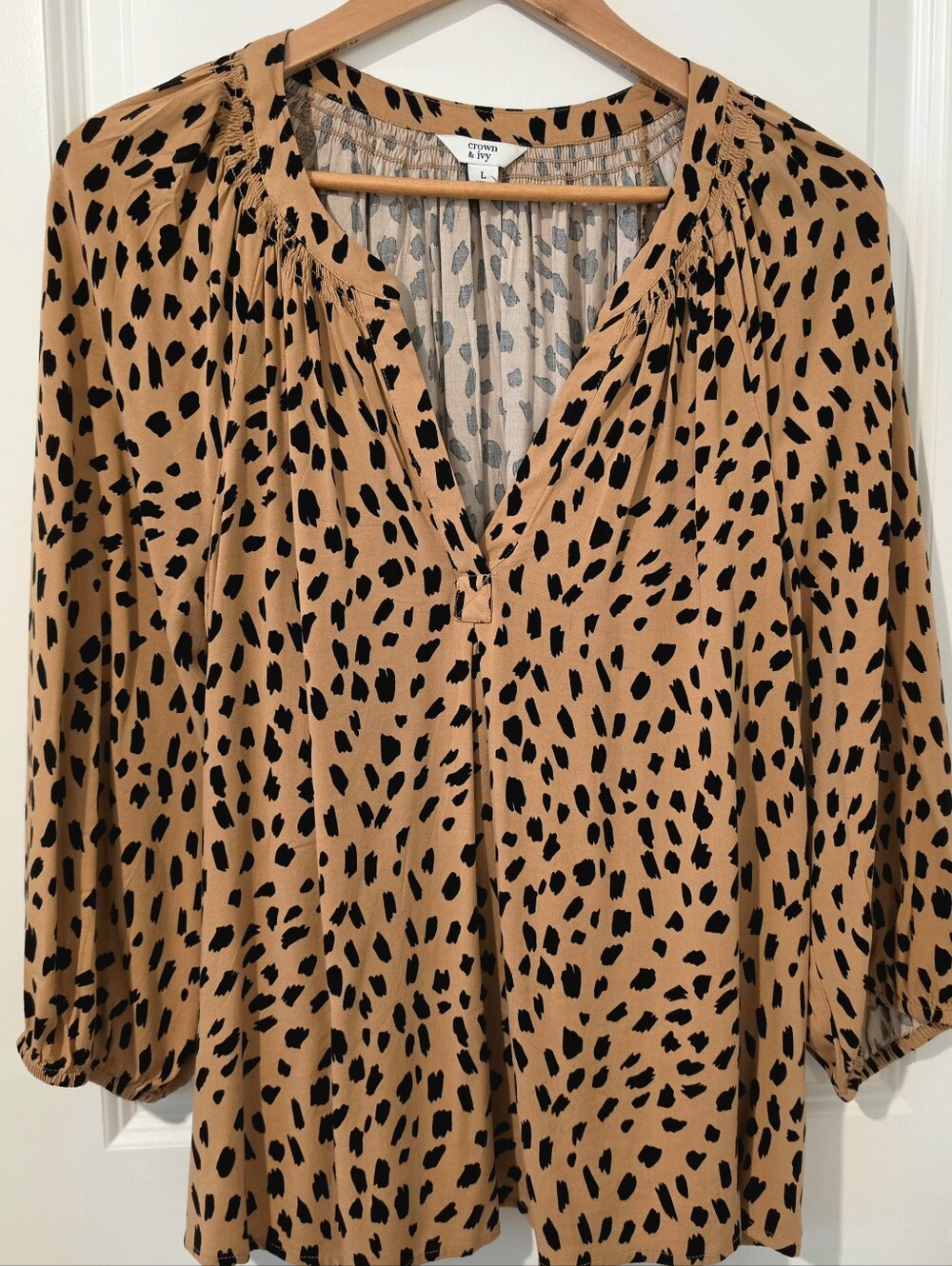 Crown & Ivy Blouse, Size Large